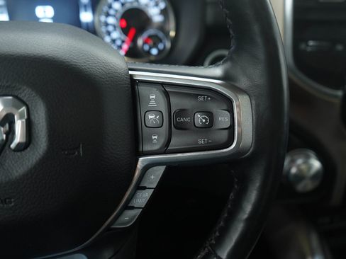 Used 2019 RAM 1500 Laramie image 27