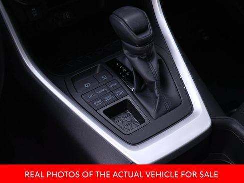 Certified 2024 Toyota RAV4 LE AWD/4WD image 12