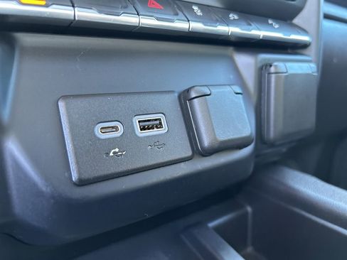 Used 2020 GMC Sierra 1500 SLT w/ SLT Premium Plus Package image 31