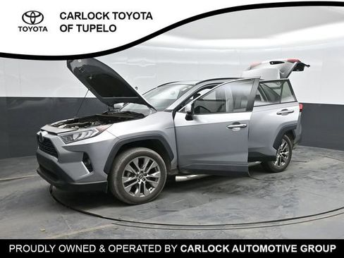 Used 2021 Toyota RAV4 XLE Premium image 52