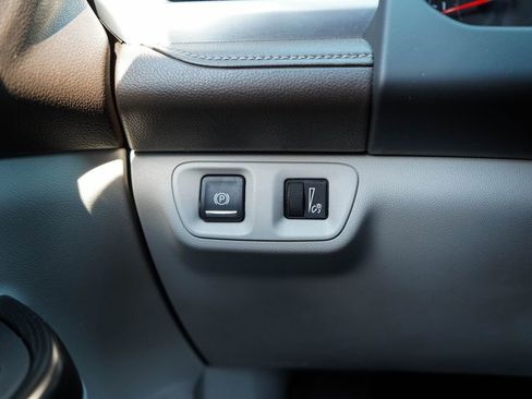 Used 2018 GMC Acadia SLT image 27