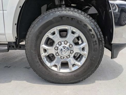 Used 2022 RAM 2500 Laramie AWD/4WD image 10