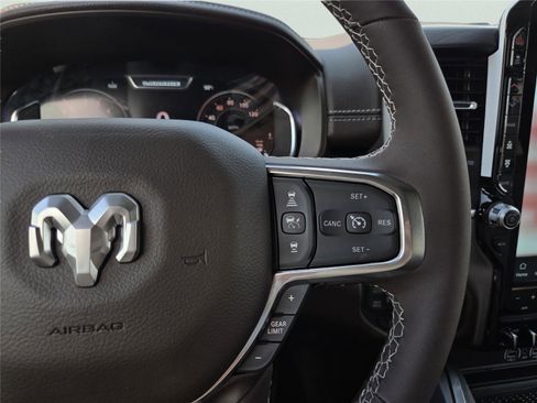 New 2026 RAM 1500 Laramie AWD/4WD image 27