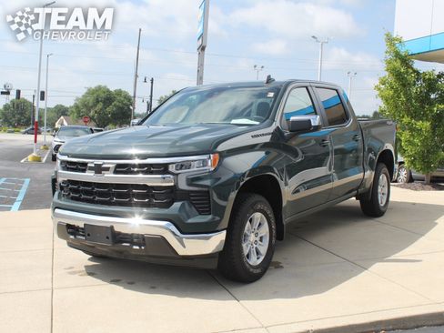 Used 2025 Chevrolet Silverado 1500 LT w/ LPO, Dark Essentials Package AWD/4WD image 8