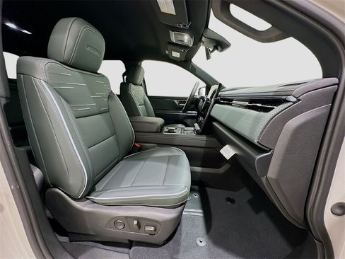 New 2026 GMC Sierra EV AT4 w/ AT4 Premium Package image 29