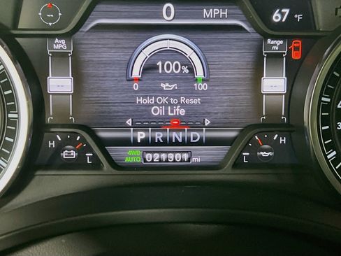 Used 2023 RAM 1500 Laramie AWD/4WD image 12