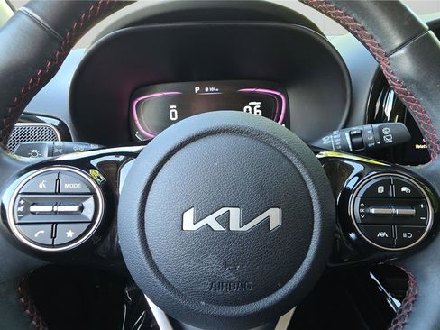 Used 2024 Kia Soul GT-Line FWD image 22