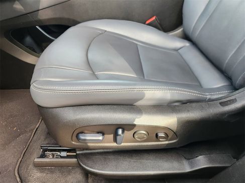 Used 2024 Buick Enclave Premium image 20