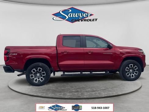 Used 2023 Chevrolet Colorado Z71 w/ Z71 Convenience Package 2 AWD/4WD image 6