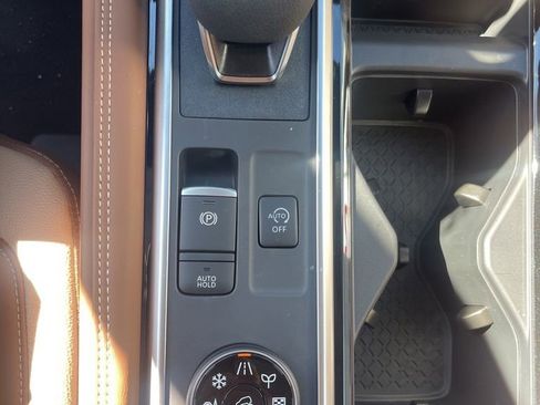 New 2026 Nissan Pathfinder Platinum w/ Cargo Package image 20