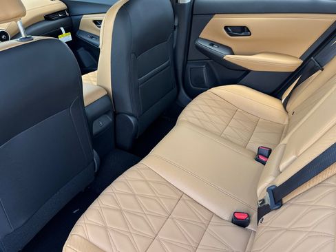 New 2025 Nissan Sentra SV w/ SV Premium Package image 9