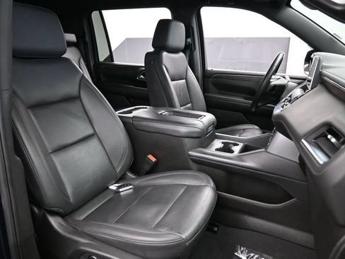 Used 2024 Chevrolet Suburban LT AWD/4WD image 47