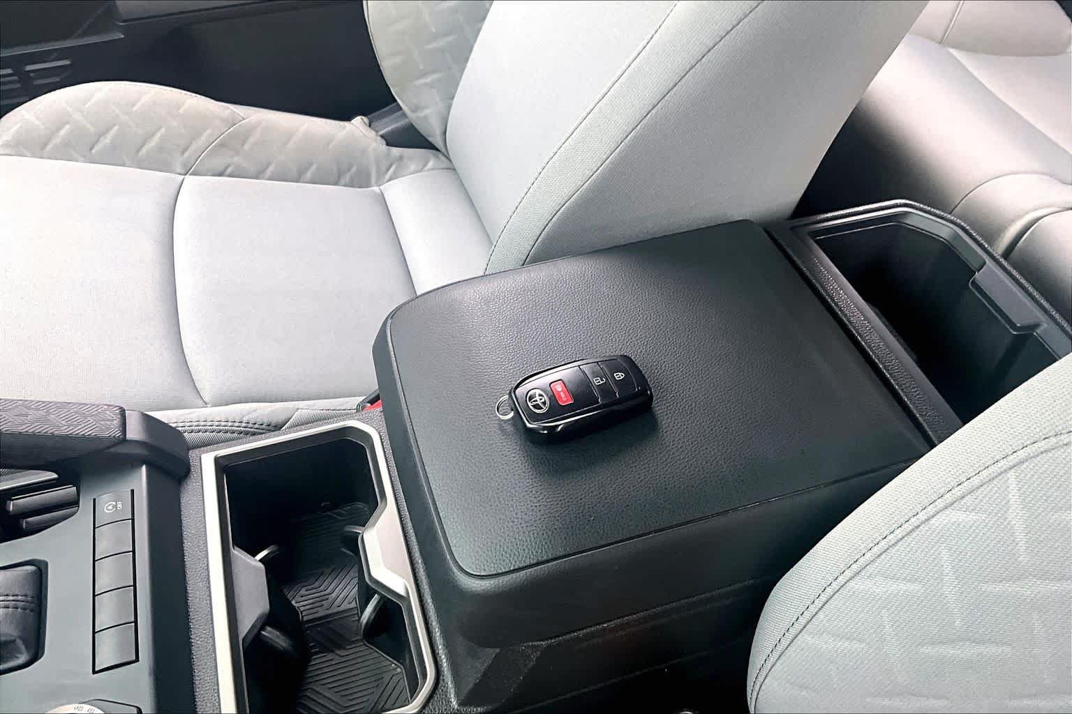 Used 2024 Toyota Tacoma SR5 RWD image 14
