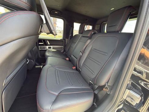 Used 2025 Mercedes-Benz G 550 image 11