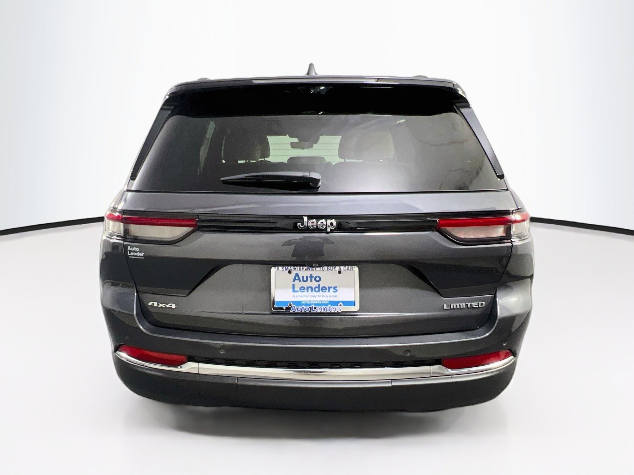 Used 2023 Jeep Grand Cherokee Limited w/ Luxury Tech Group II AWD/4WD image 6