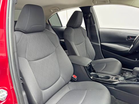 Used 2022 Toyota Corolla LE FWD image 31