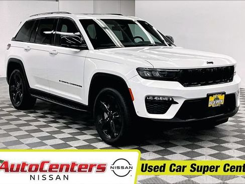 Used 2024 Jeep Grand Cherokee Limited w/ Luxury Tech Group II AWD/4WD image 1