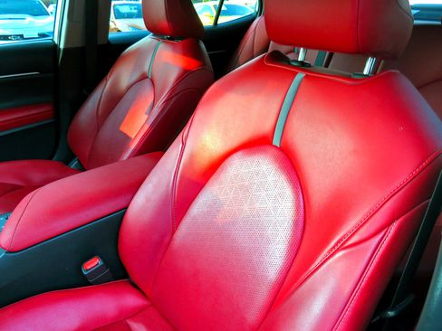 Used 2022 Toyota Camry XSE w/ Carpet Mat Package (TMS) image 14