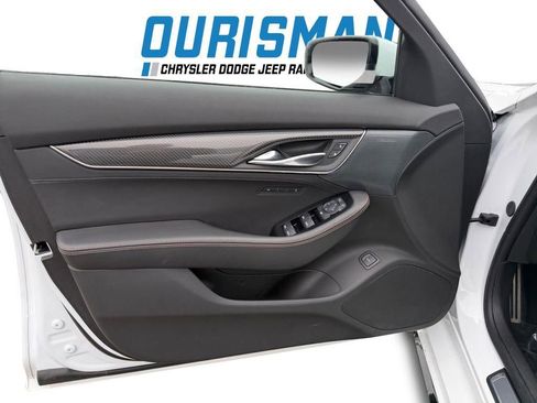 Used 2025 Cadillac CT5 Sport image 18