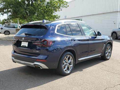Used 2024 BMW X3 xDrive30i w/ Premium Package AWD/4WD image 3