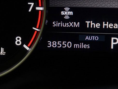 Used 2023 Nissan Rogue SV image 32