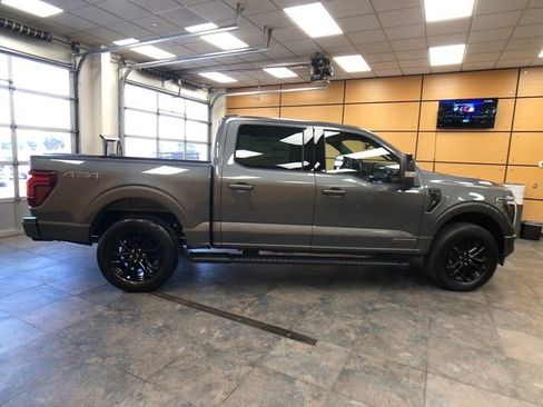 New 2025 Ford F150 Lariat w/ Equipment Group 502A High image 8