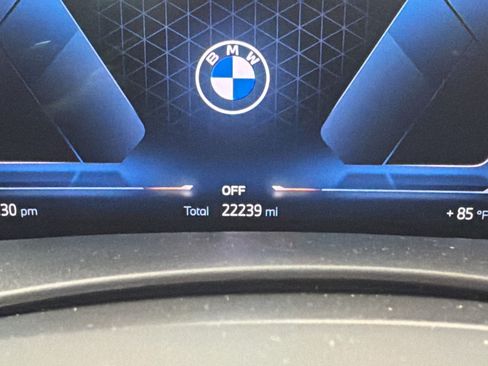 Used 2024 BMW X6 xDrive40i w/ M Sport Professional Package AWD/4WD image 22