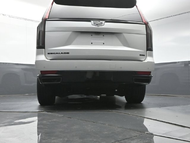 Used 2023 Cadillac Escalade Sport Platinum w/ LPO, ONYX Package AWD/4WD image 42