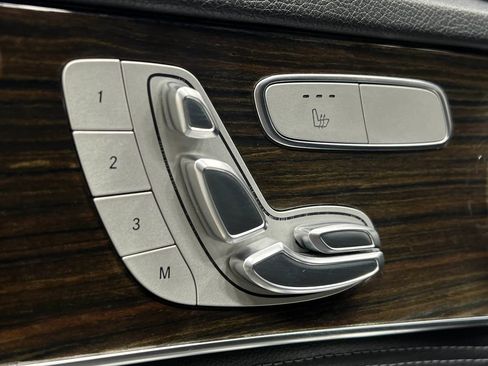 Used 2015 Mercedes-Benz C 300 4MATIC Sedan image 17