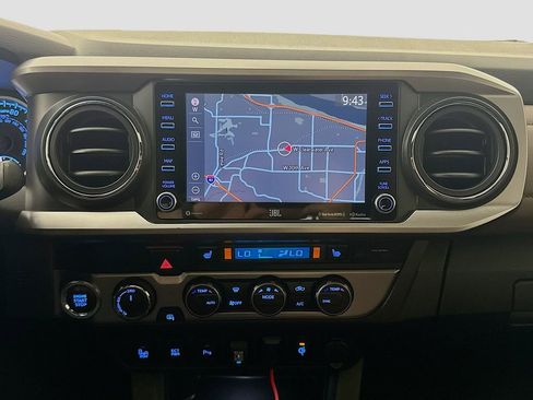 Used 2023 Toyota Tacoma Limited AWD/4WD image 16