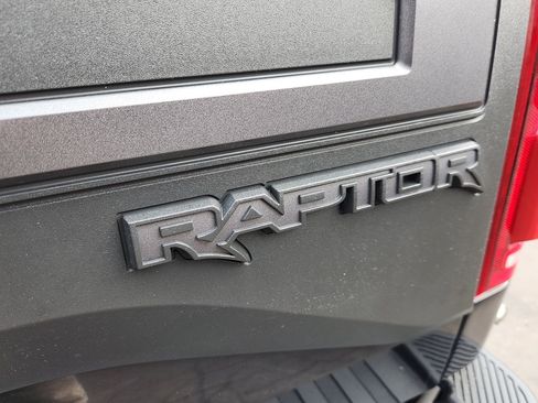 Used 2019 Ford F150 Raptor w/ Equipment Group 802A Luxury image 27