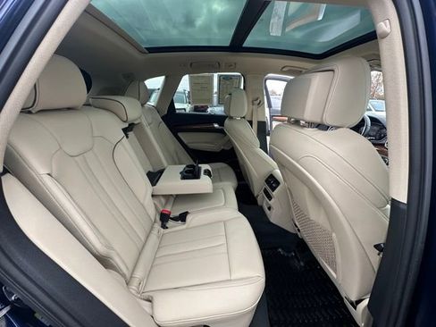 Used 2023 Audi Q5 2.0T Prestige image 28