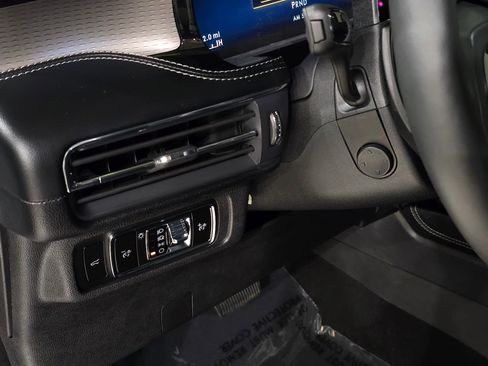 New 2026 Lincoln Corsair Reserve image 20