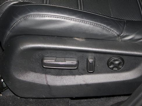 Used 2022 Honda CR-V Touring image 13