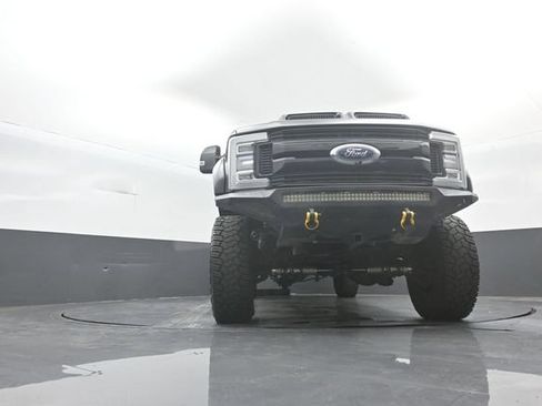 Certified 2019 Ford F250 Lariat w/ Lariat Ultimate Package AWD/4WD image 20
