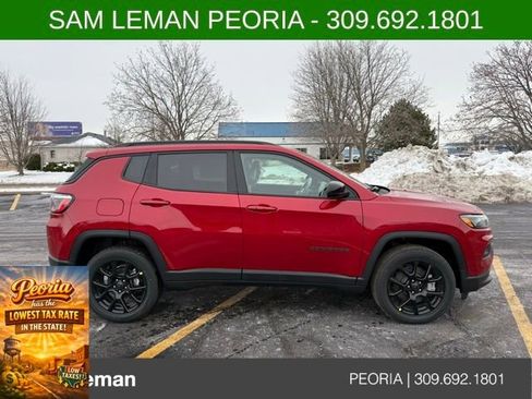 New 2026 Jeep Compass Latitude image 3