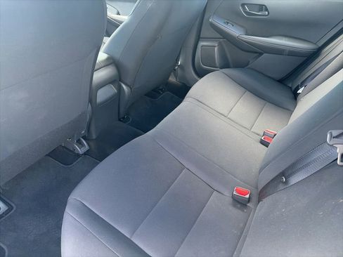 Used 2024 Nissan Sentra S FWD image 14