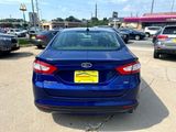 Used 2016 Ford Fusion SE image 4