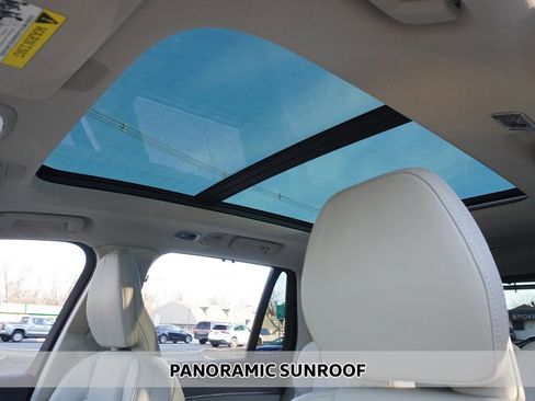 Used 2022 Volvo XC90 T6 Inscription w/ Advanced Package image 4