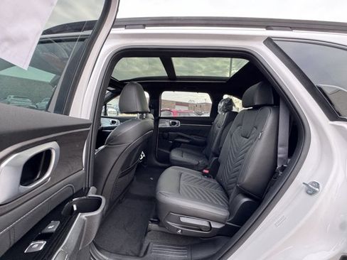 New 2025 Kia Sorento SX Prestige AWD/4WD image 27