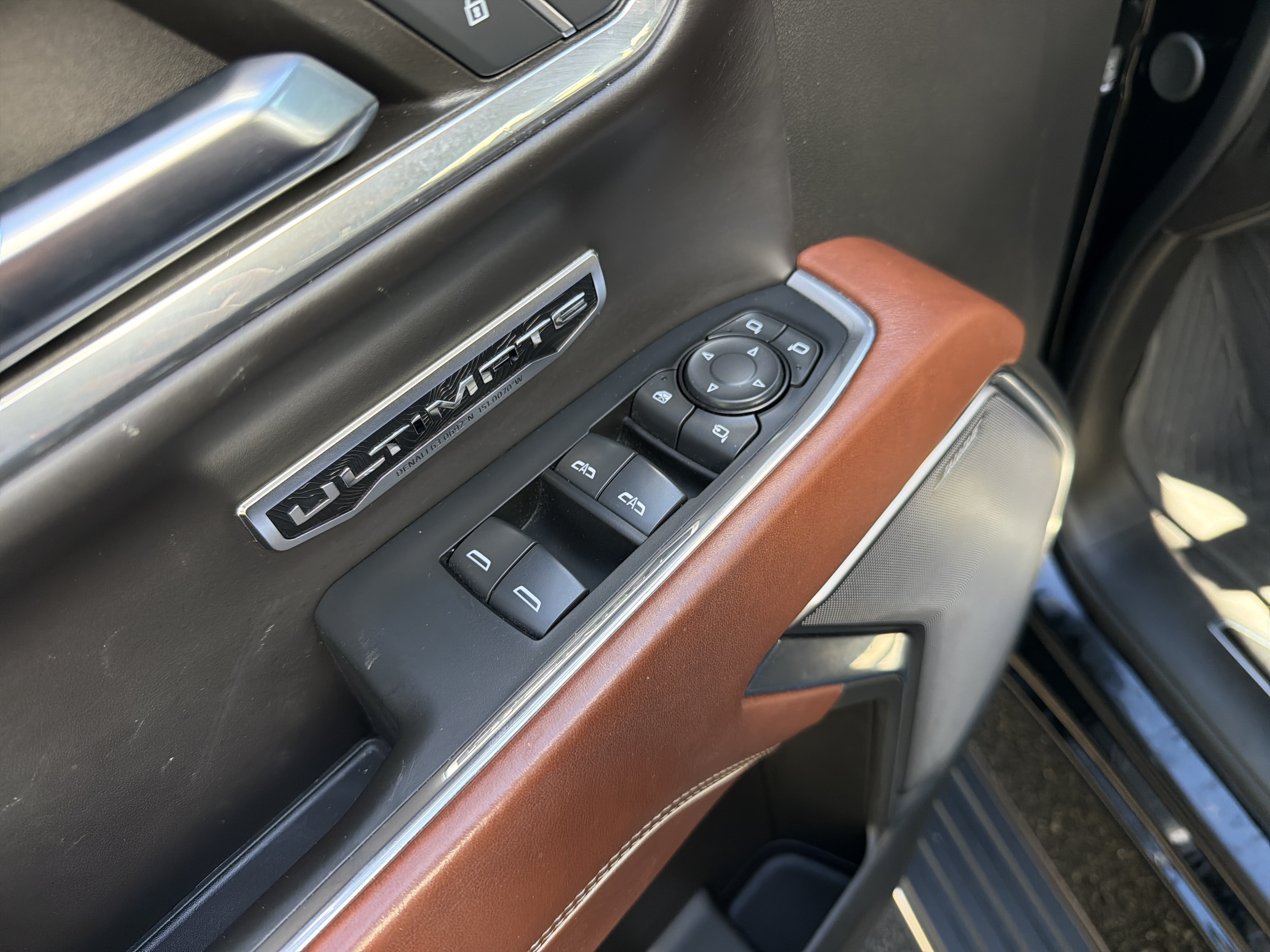 Used 2024 GMC Sierra 1500 Denali Ultimate AWD/4WD image 16