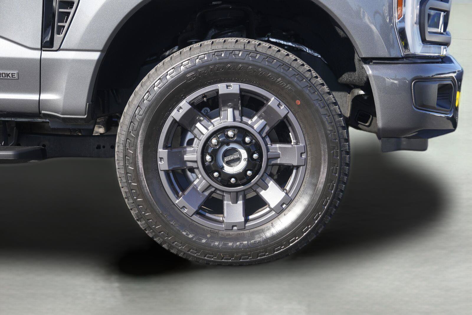 Used 2026 Ford F250 XL w/ STX Appearance Package AWD/4WD image 4