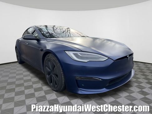 Used 2022 Tesla Model S image 1