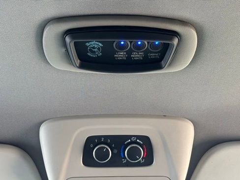 Used 2021 Ford Transit 150 Low Roof AWD image 36