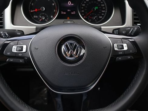 Used 2019 Volkswagen Atlas SE FWD image 22