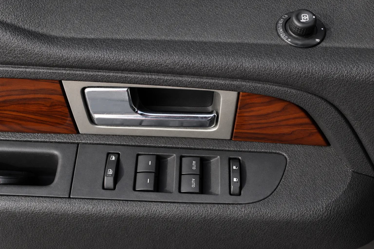 Used 2012 Ford F150 Lariat w/ Lariat Chrome Pkg AWD/4WD image 11