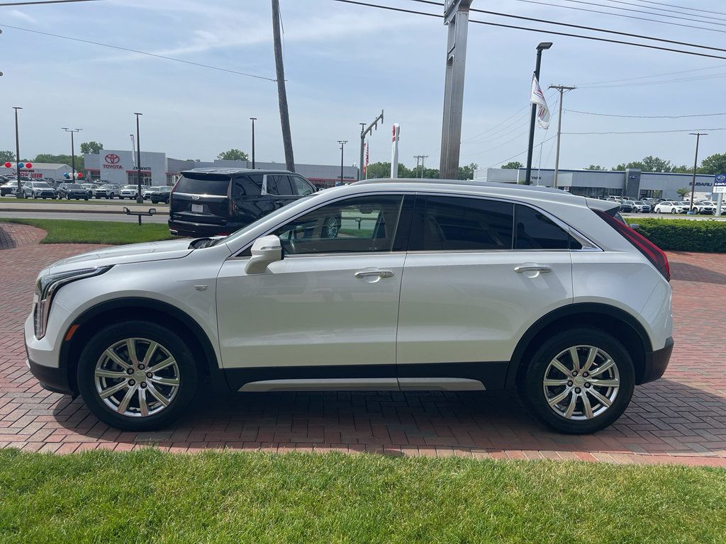 Used 2023 Cadillac XT4 Premium Luxury AWD/4WD image 12