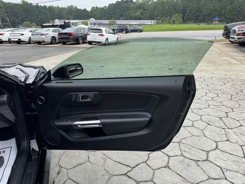 Used 2020 Ford Mustang GT w/ GT Performance Package RWD image 15