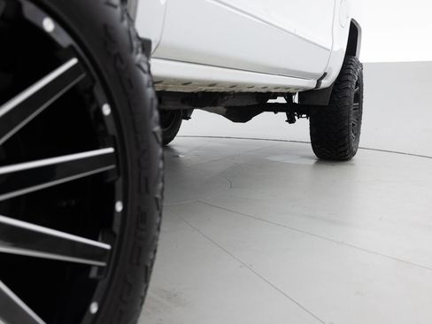 Used 2018 Chevrolet Silverado 1500 LT w/ All Star Edition image 22