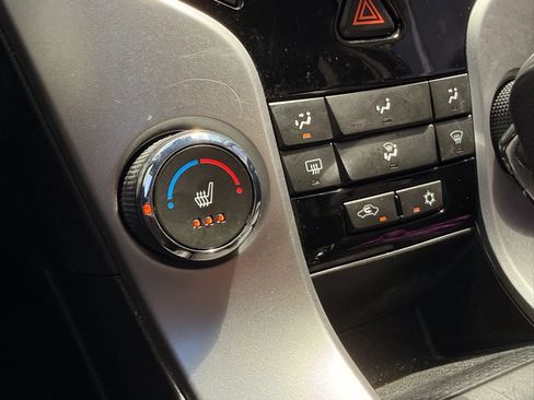 Used 2015 Chevrolet Cruze LT FWD image 15